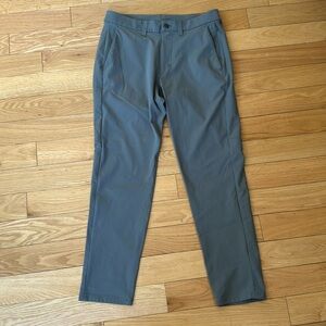 Lululemon Commission Slim Pants - Size 32 - Shorter Length - Olive - Like NEW